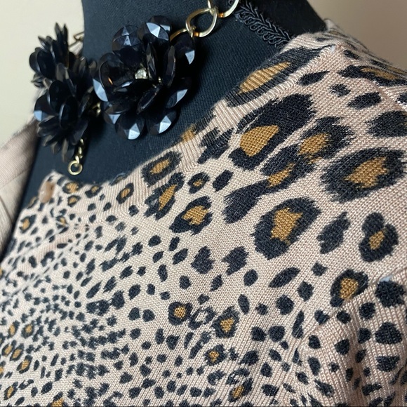Leopard Cardigan 🌻 - Picture 8 of 10
